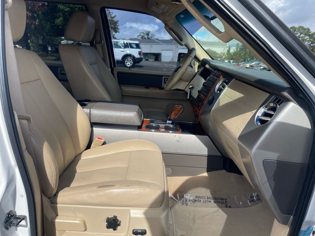 2007 Ford Expedition Image 13