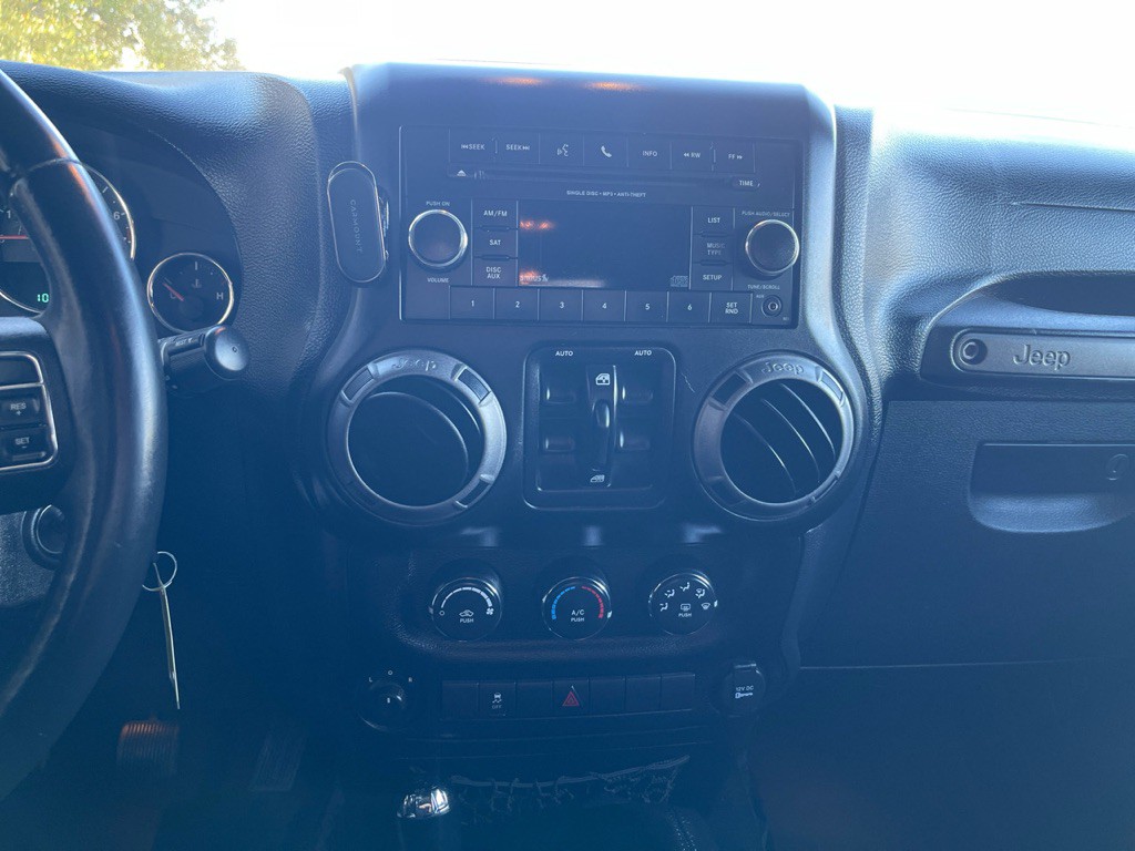 2013 Jeep Wrangler Unlimited Image 10