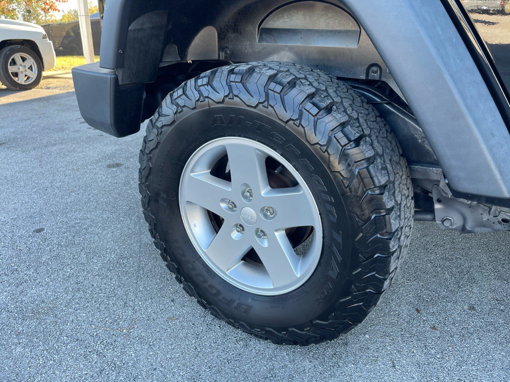 2013 Jeep Wrangler Unlimited Image 19