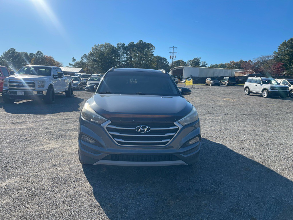 2017 Hyundai Tucson Image 2