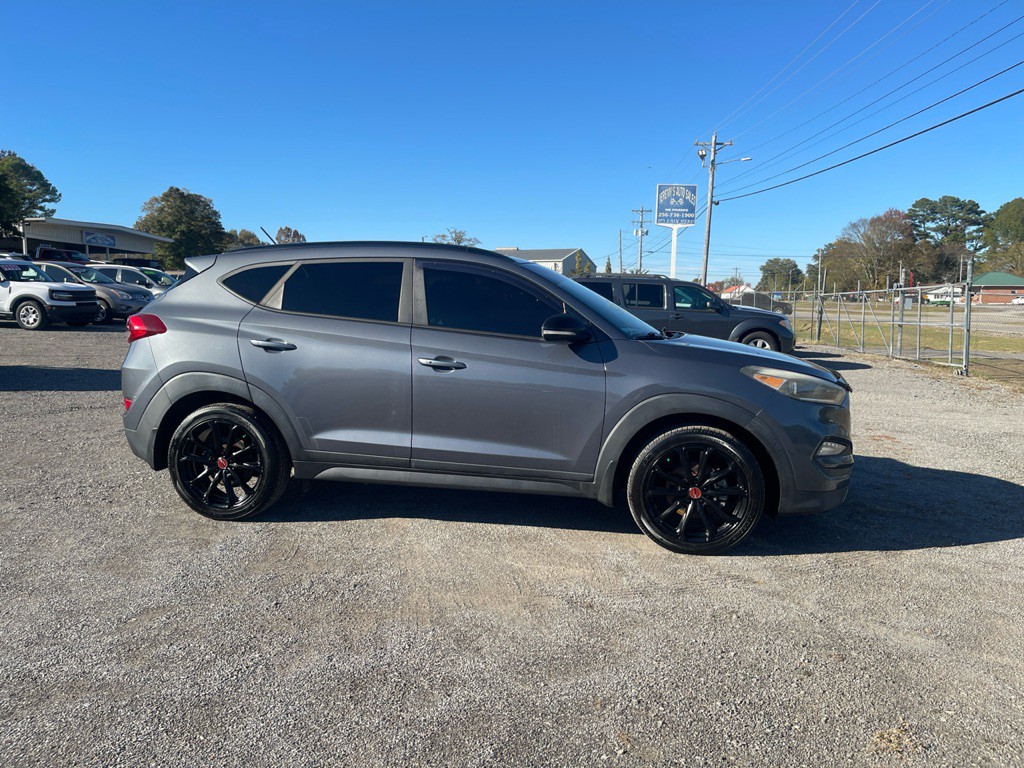 2017 Hyundai Tucson Image 3