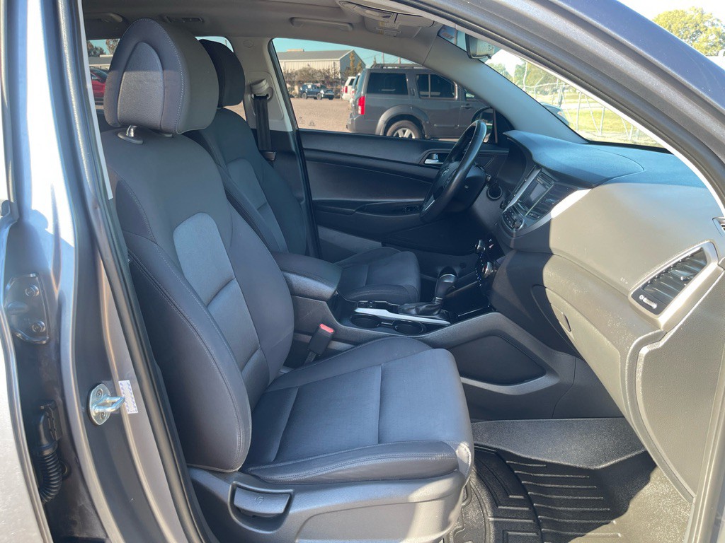 2017 Hyundai Tucson Image 17