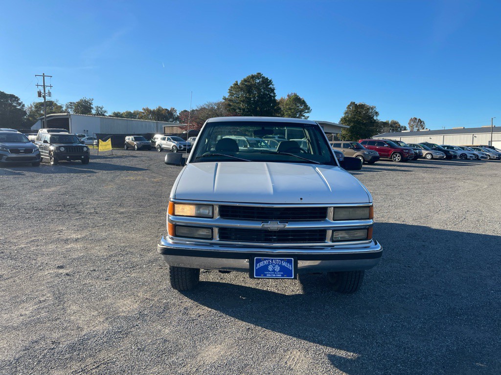 1997 Chevrolet C/K Image 2