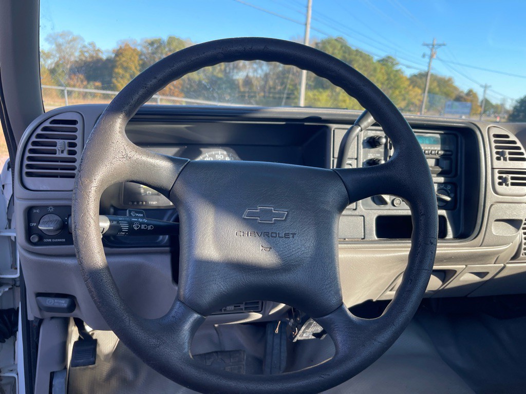 1997 Chevrolet C/K Image 6