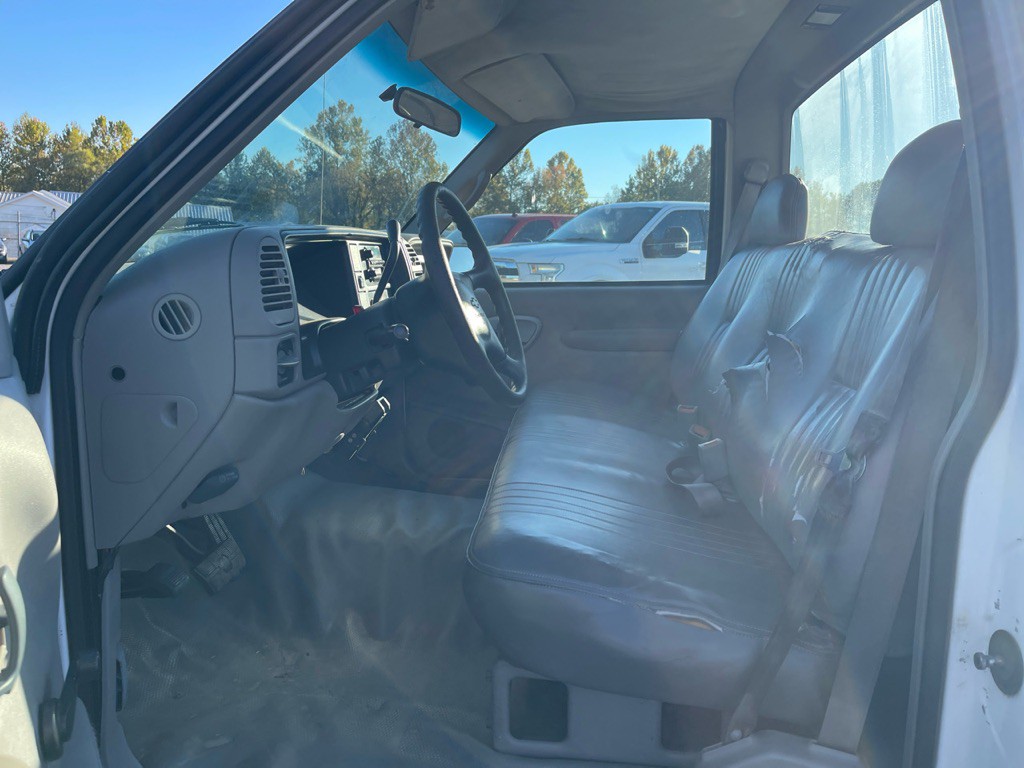 1997 Chevrolet C/K Image 8