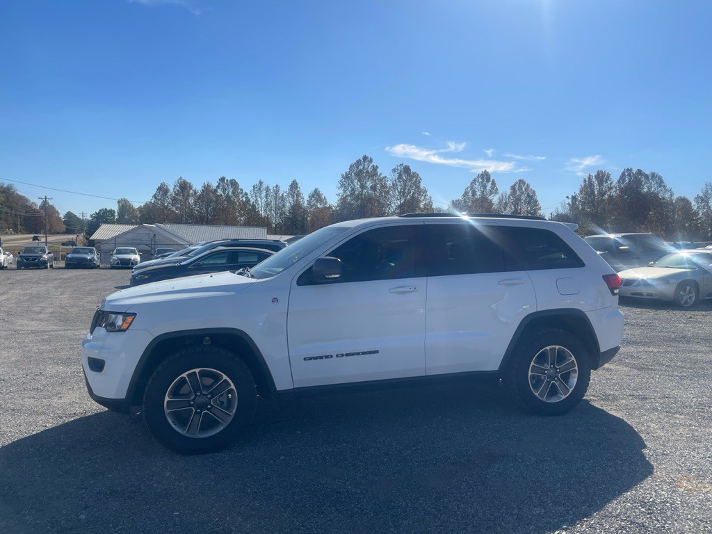 2020 Jeep Grand Cherokee Image 1