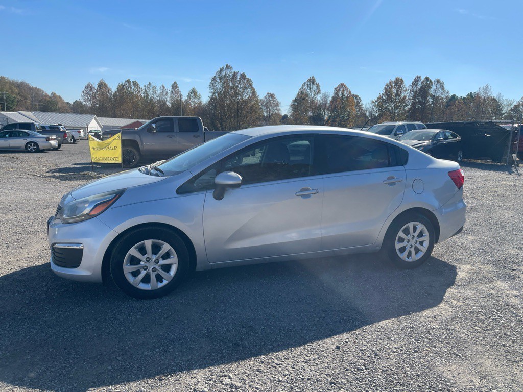 2016 Kia Rio Image 1