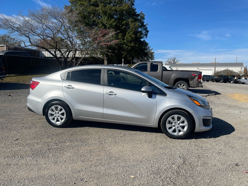 2016 Kia Rio Image 3