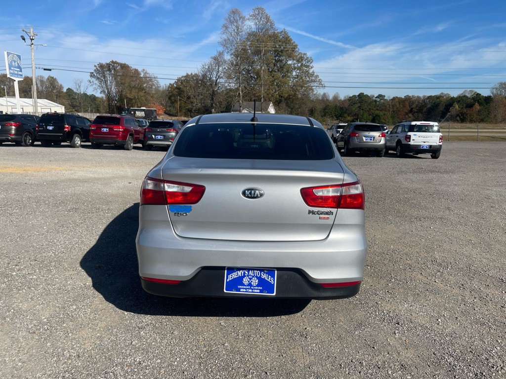 2016 Kia Rio Image 4