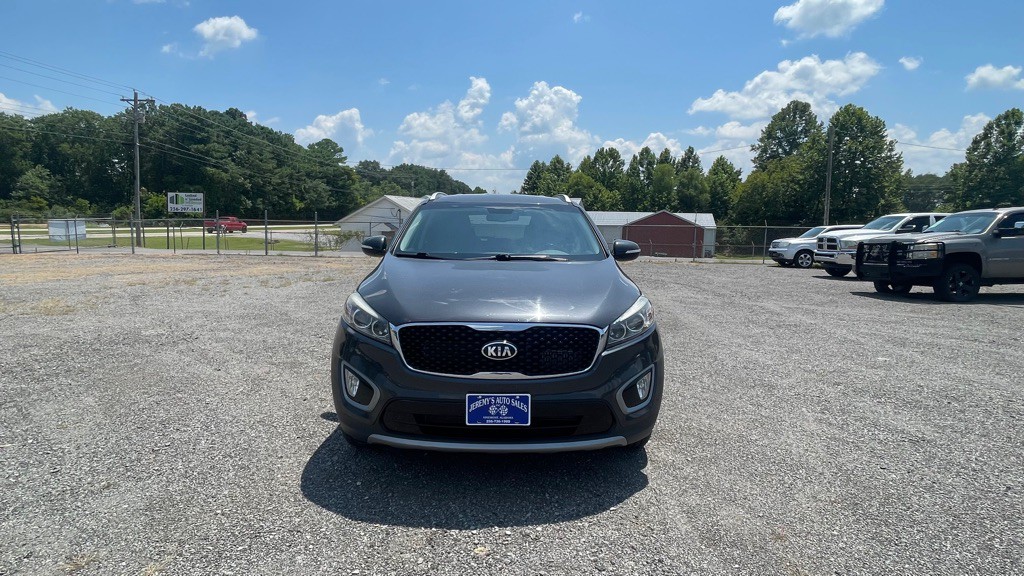 2016 Kia Sorento Image 2
