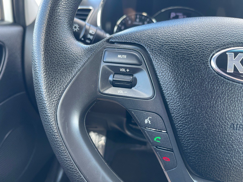 2017 Kia Forte Image 7