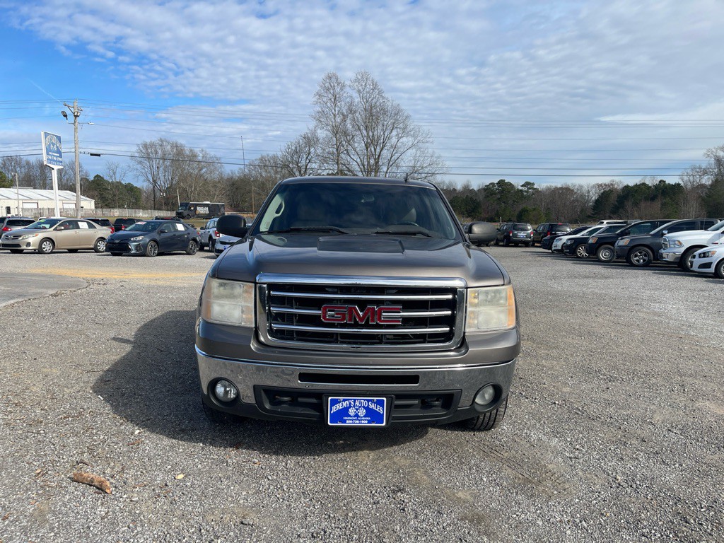 2013 GMC Sierra Image 2