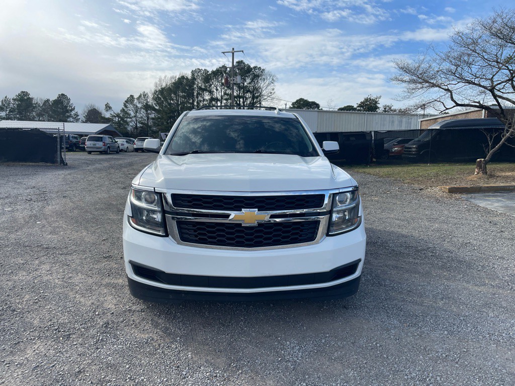 2017 Chevrolet Tahoe Image 2