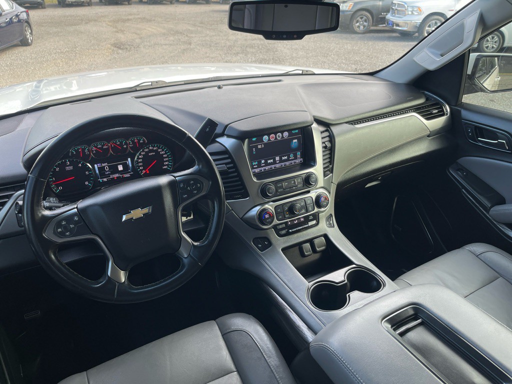 2017 Chevrolet Tahoe Image 6