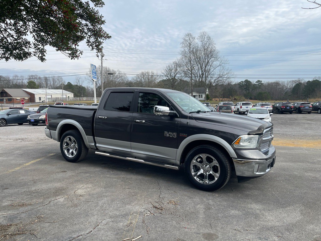 2014 RAM 1500 Image 3