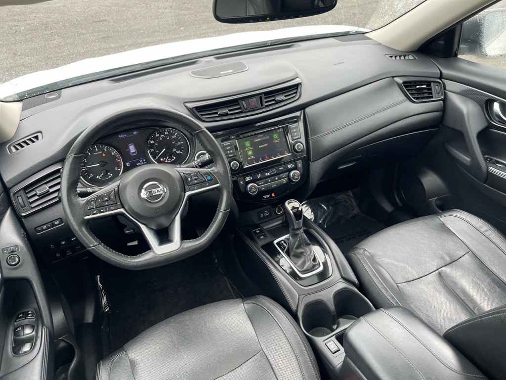 2020 Nissan Rogue Image 6