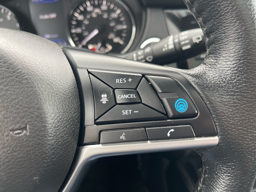 2020 Nissan Rogue Image 11