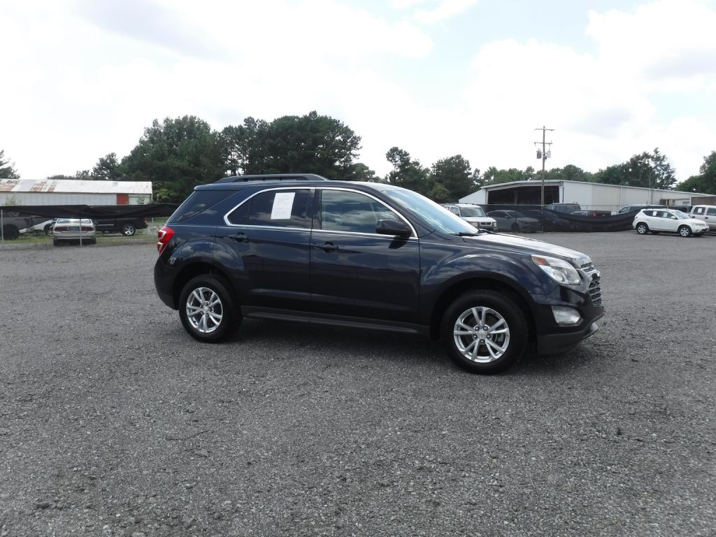 2017 Chevrolet Equinox Image 2