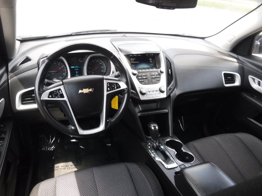 2017 Chevrolet Equinox Image 7