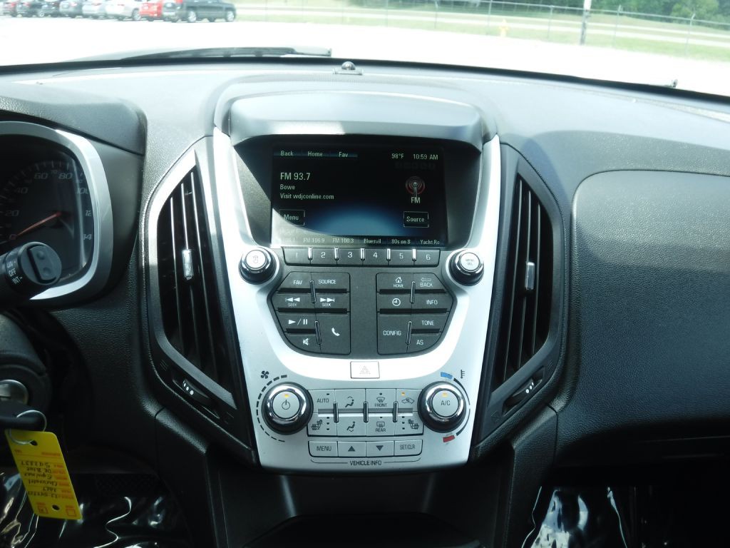 2017 Chevrolet Equinox Image 10