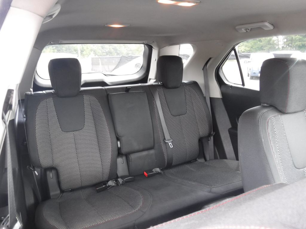 2017 Chevrolet Equinox Image 19