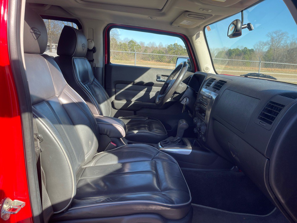 2008 HUMMER H3 Image 14