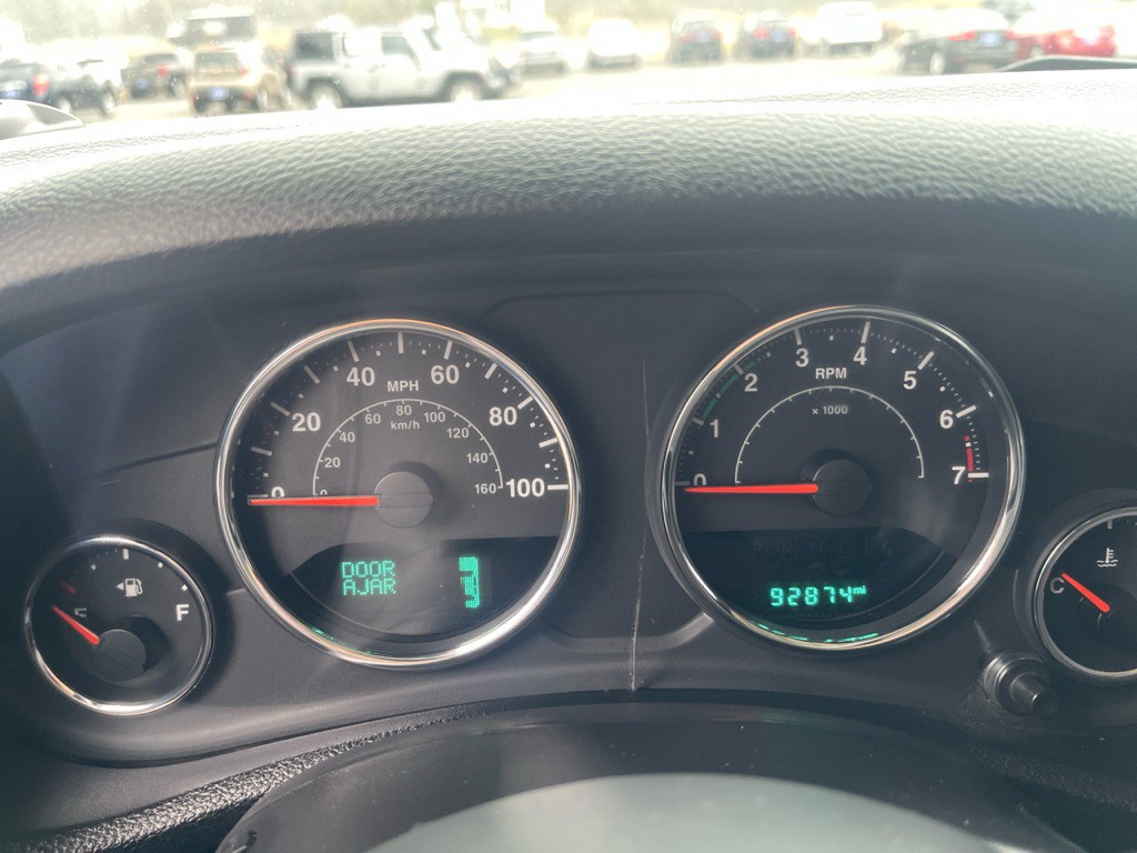 2015 Jeep Wrangler Image 11