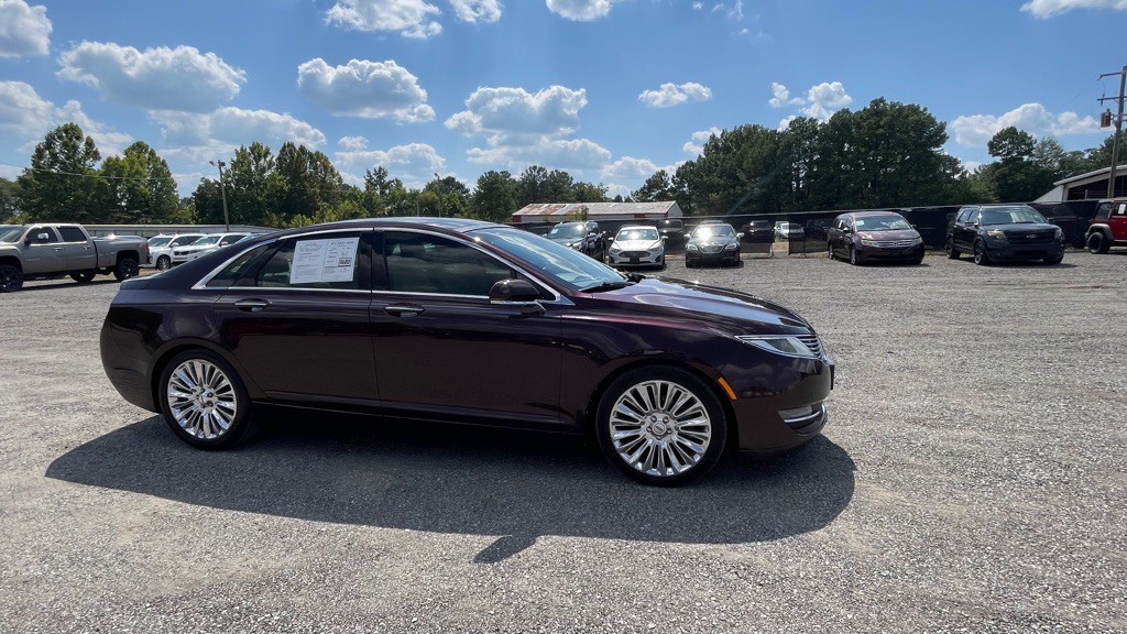 2013 Lincoln MKZ Image 1