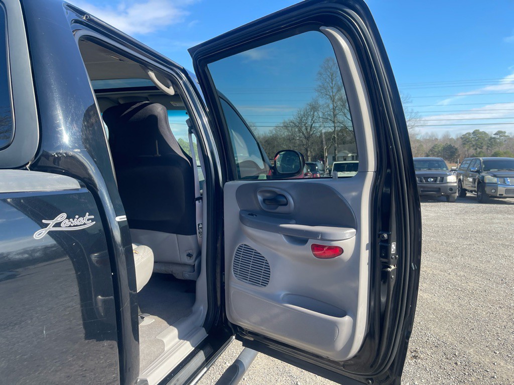 2001 Ford F-150 Image 12