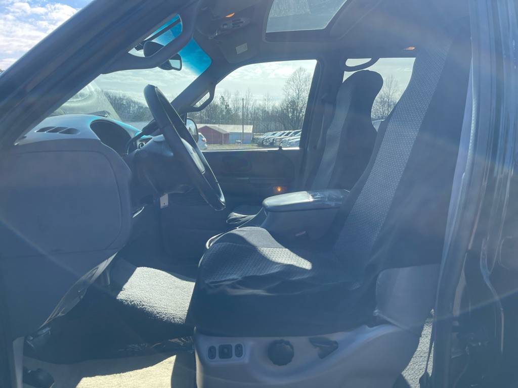 2001 Ford F-150 Image 13