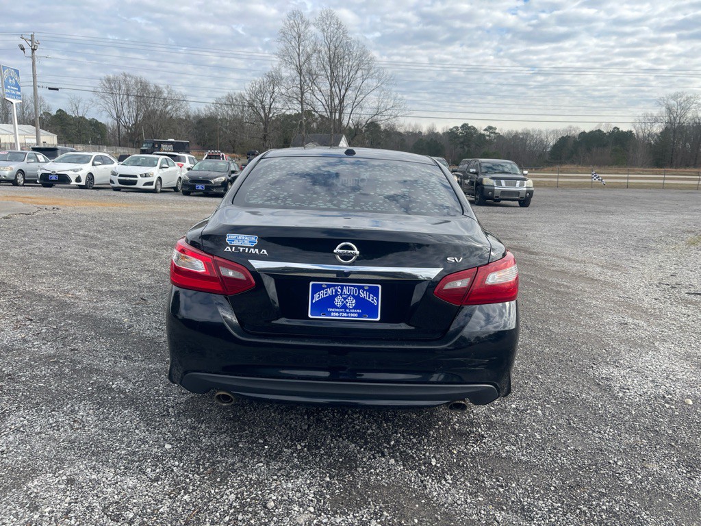 2018 Nissan Altima Image 4
