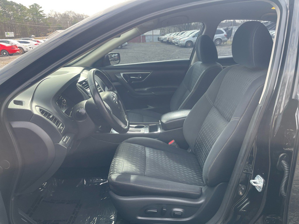 2018 Nissan Altima Image 13