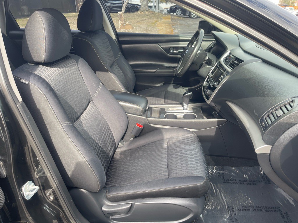 2018 Nissan Altima Image 15