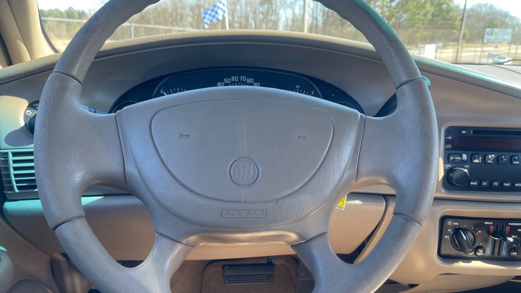 2004 Buick Century Image 7