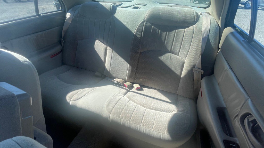 2004 Buick Century Image 14