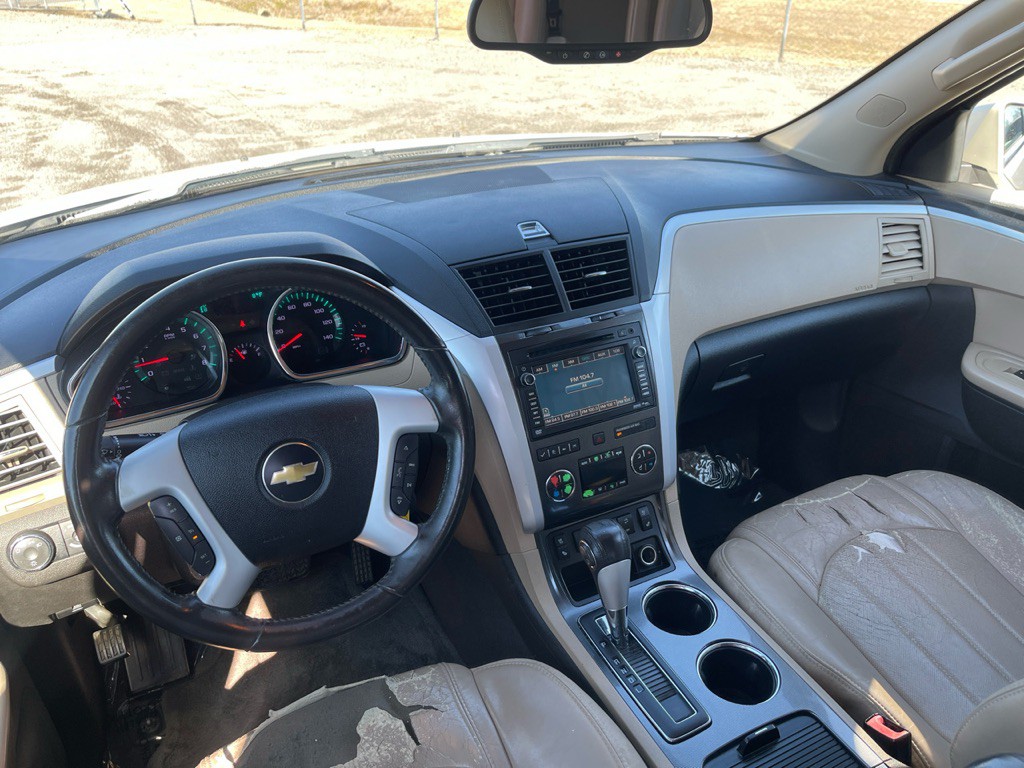 2011 Chevrolet Traverse Image 5