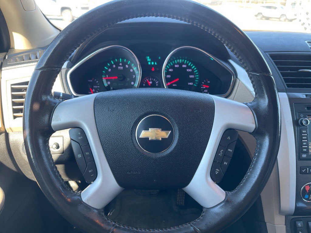 2011 Chevrolet Traverse Image 8