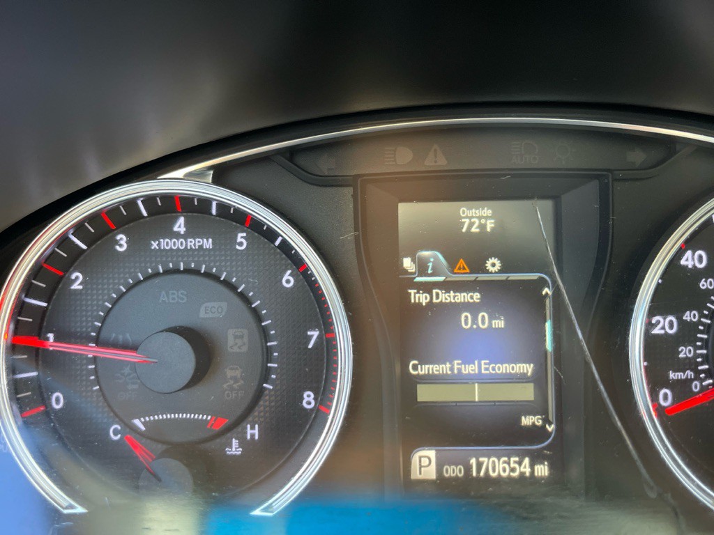 2017 Toyota Camry Image 9