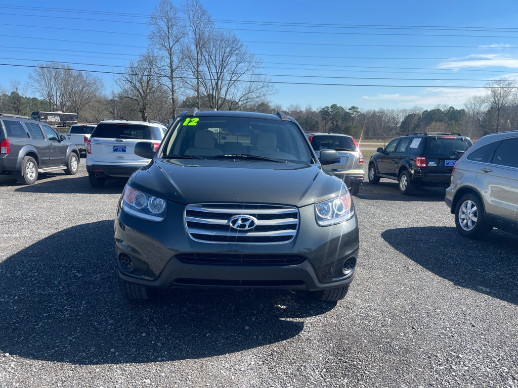 2012 Hyundai Santa Fe Image 2