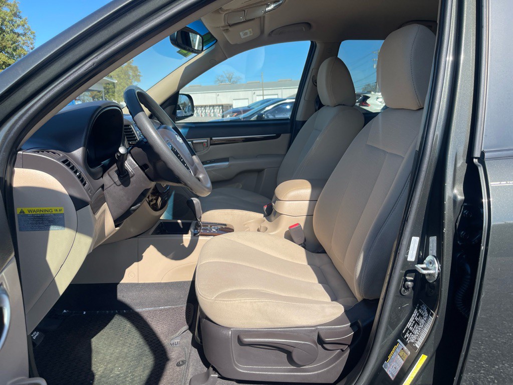 2012 Hyundai Santa Fe Image 14