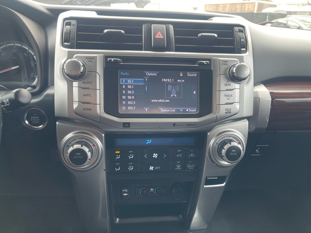 2014 Toyota 4Runner Image 10