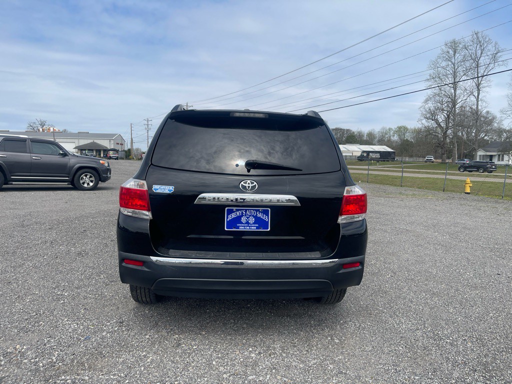 2011 Toyota Highlander Image 4