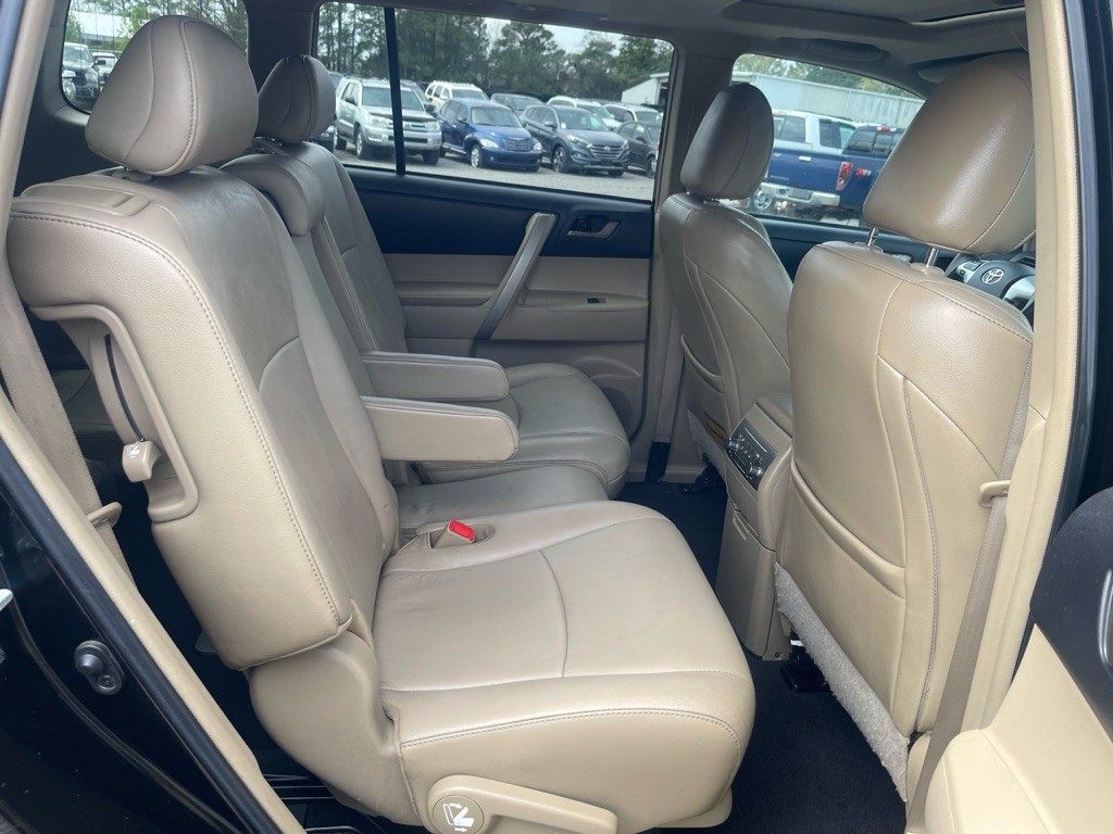 2011 Toyota Highlander Image 15