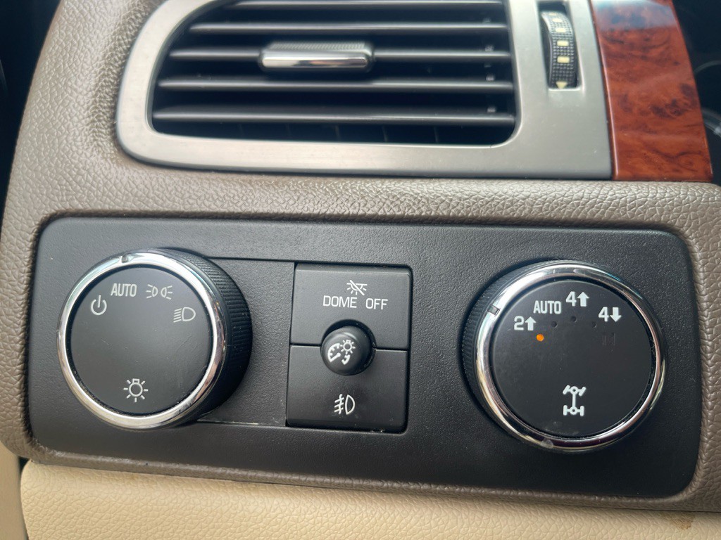 2011 GMC Sierra Image 11