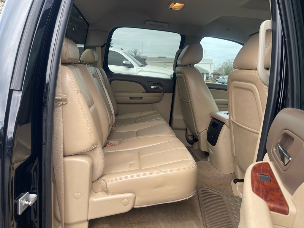 2011 GMC Sierra Image 16