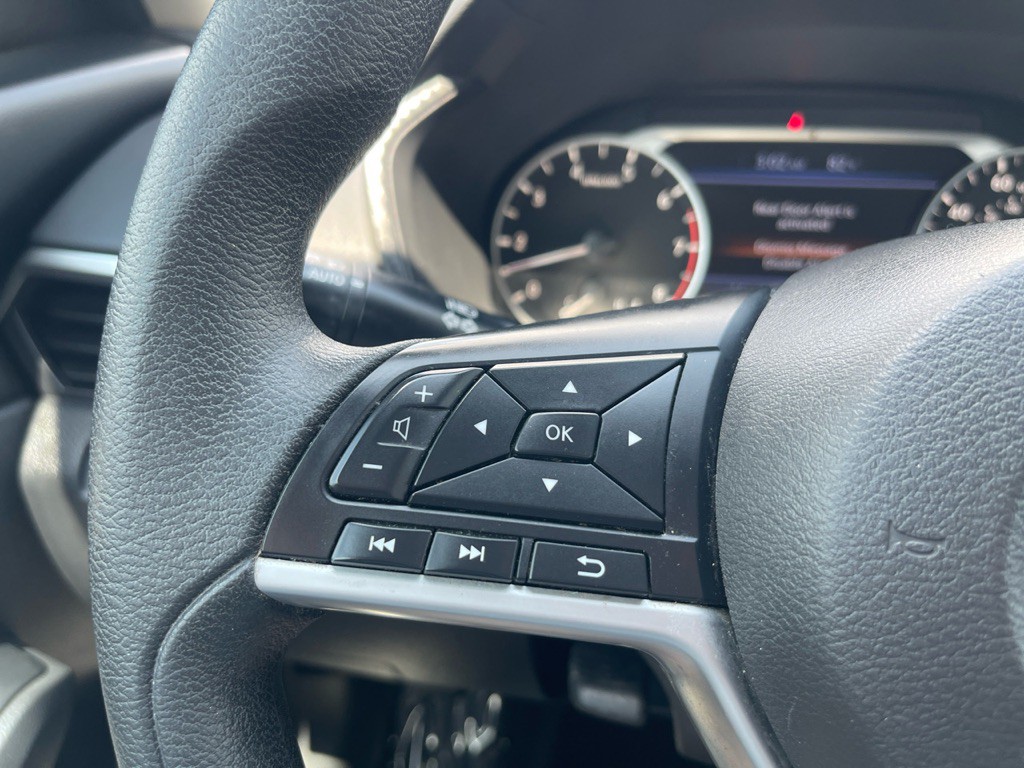 2022 Nissan Altima Image 7