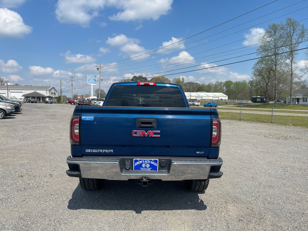 2017 GMC Sierra Image 4