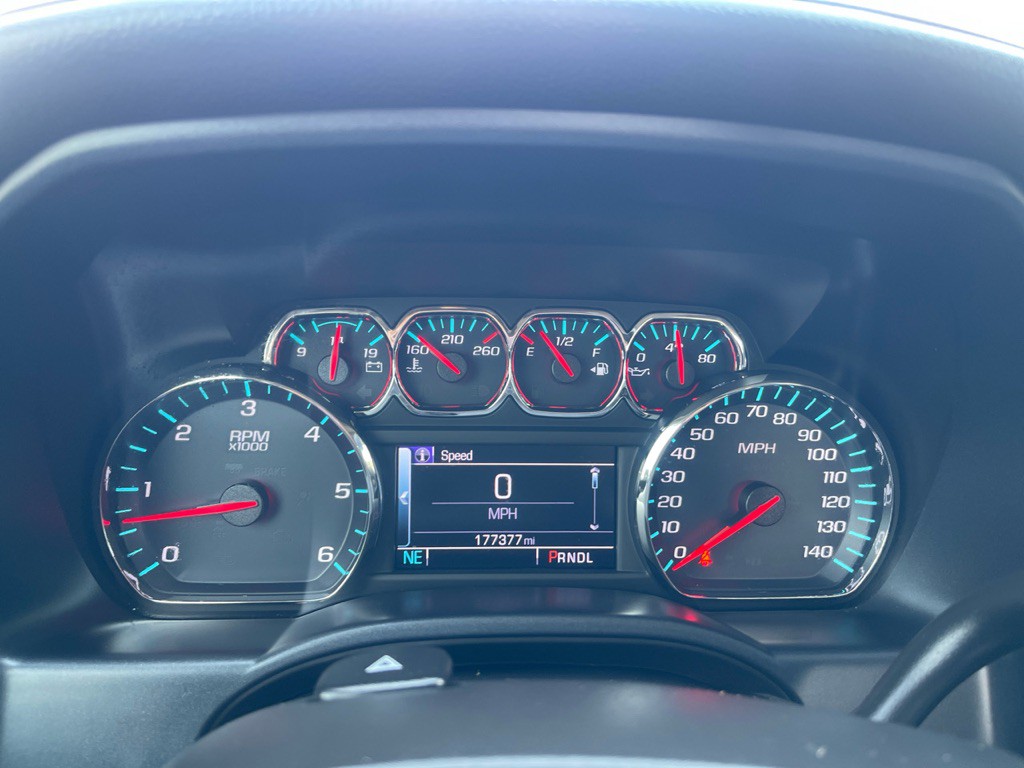 2017 GMC Sierra Image 9