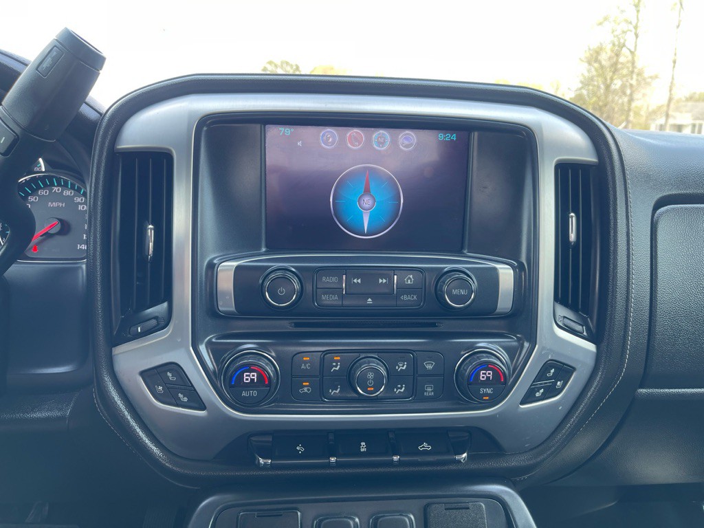 2017 GMC Sierra Image 10