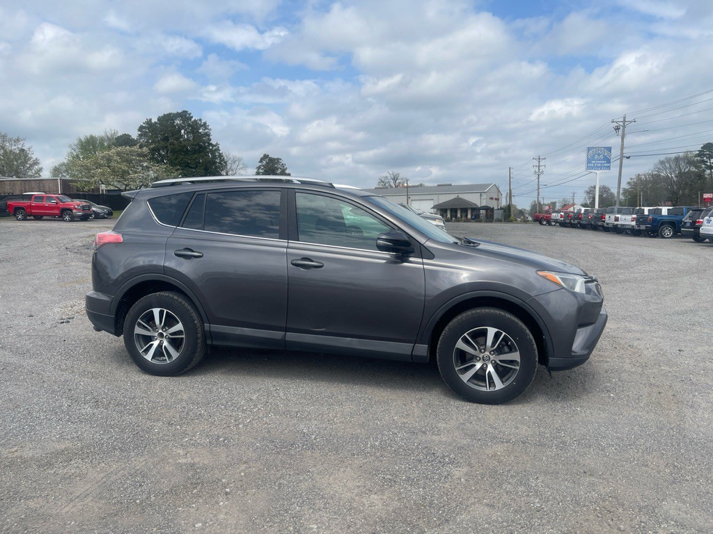 2016 Toyota Rav4 Image 3